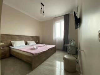 Nana's Hotel Tchaikovsky Street 34 - Batumi - 6