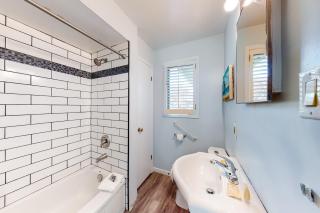 The Gardenhouse Cottage One - 1