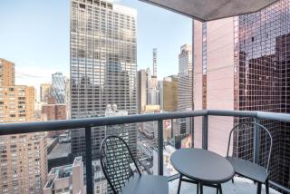 Midtown 2BR w Pool Gym Roof nr Subway NYC-385 - 7