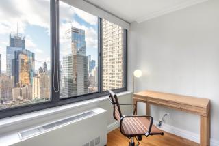 Midtown 2BR w Pool Gym Roof nr Subway NYC-385 - 2