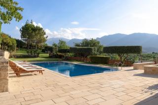 Malvazia Grand Estate, 4acre Immersed in Greenery, By ThinkVilla - Keramoútsion - 4