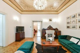 Stunning Charles Bridge Apartment - Prague - 1