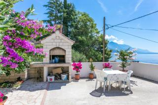 Apartments by the sea Pisak, Omis - 1067 - Pisak - 2