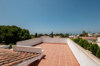 Holiday home with large sunny terrace, Costabella - Marbella - 1