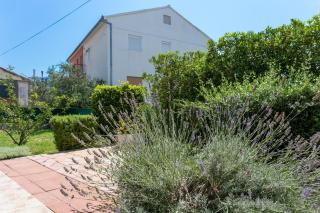 Apartments with parking space Solin, Split - 21445 - 2