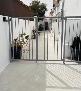 Larnaca - Studio - Sleeps 4 - Garden - Parking - 1