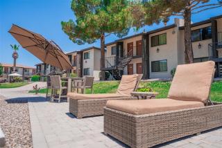 206 Fully Furnished 1BR Suite-Prime Location - 0