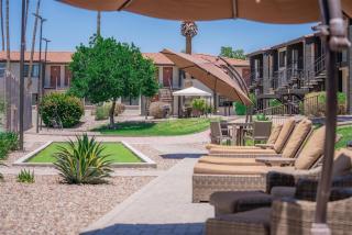 203 Fully Furnished, WiFi Included - Scottsdale - 1