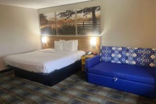 Days Inn & Suites Mobile - Tillmans Corner - 4