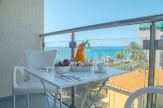 Sea-View Apartment - Limassol - 8