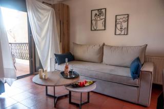 #On The Rocks - Ouranoupoli - 3