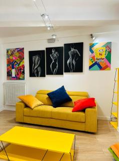 POP appART Appartement Artiste configuré en Galerie dArt à 200 m du centre ville avec Parking privé et securisé gratuit dans copropriété - Avignon - 0