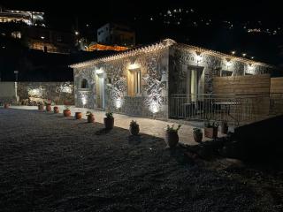 Lithino Rooms Kalamata - 8