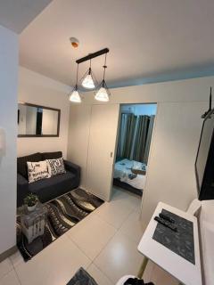 The Happy Home at Smdc Cool Suites Wind Residences - 1