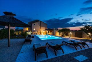 Villa Olive Garden ZadarVillas - Pristeg - 8