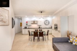 Wonderful, designer 2BR home with large Sofa & TV by 360 Estates - St Julian's - 9