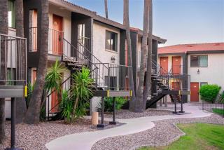 148 Fully Furnished 1BR Suite-Pet Friendly - Scottsdale - 9