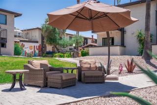 219 Fully Furnished, WiFi Included - Scottsdale - 0
