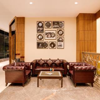 Lemon Tree Hotel, Sector 68, Sohna Road, Gurugram - 5