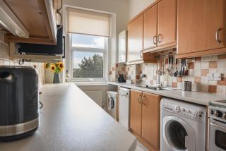 Flat 2, 10 Seafield Road - 4