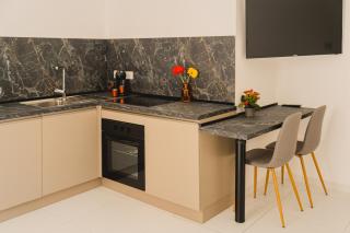 Charming 1BDR Apartment Near Sea! Great Location! - Il-Gżira - 4