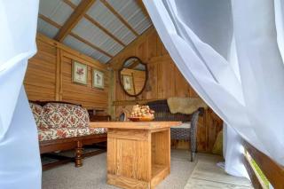 Catskills Farmhouse and Spa - - 9