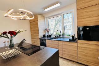 Central Designer 3 Room Apt with terrace & parking - 5