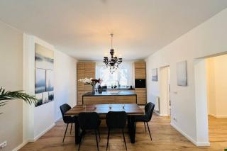 Central Designer 3 Room Apt with terrace & parking - 4