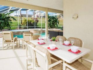 Especiale WOW 4BD Gorgeous Pool Home in Gated Com - 4