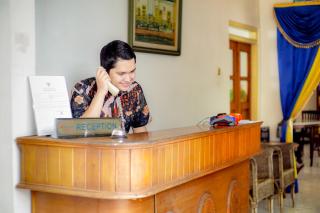 Hotel Tulips - Yogyakarta - 2
