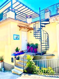 Seeview rooftop house between Sorrento and Amalfi - Massa Lubrense - 0