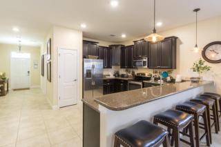 Epic Champions Gate Vacation Home - Davenport - 2