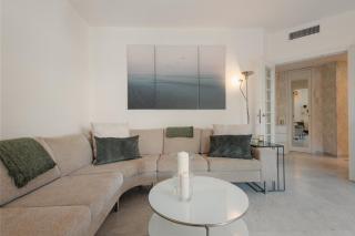 Holiday apartment in first line beach complex in Urbanization Pueblo Mediterráneo, Marbella - Marbella - 7