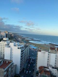 4 ambientes vista al mar cochera seguridad 24hs - Mar del Plata - 0