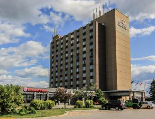 Delta Hotels by Marriott Saguenay Conference Centre - Saguenay - 8