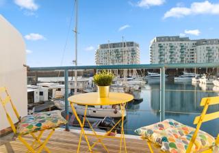 On the Water 4 with Free Parking By My Getaways - Brighton & Hove - 0