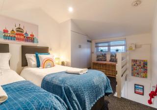 On the Water 4 with Free Parking By My Getaways - Brighton & Hove - 1