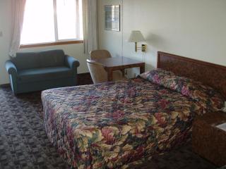 Towne and Country Motel - 2