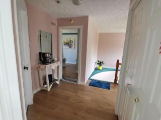 Diana's Beauty House - Charlottetown - 4