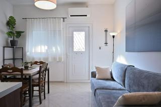 Seabreeze apartment in Palaio Faliro/ Netflix - 1