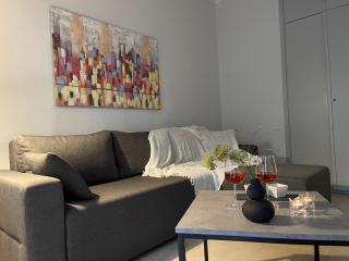 Green&Grey Apartment - Kavala - 1