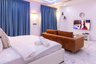 Elegant Studio Apartment, East Airport - Accra - 1