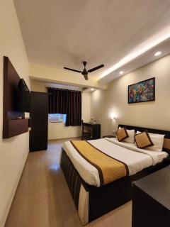 All Seasons Guest House I Rooms & Dorms - Madgaon - 6