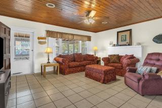 Papas Place by Oak Island Accommodations - Oak Island - 3