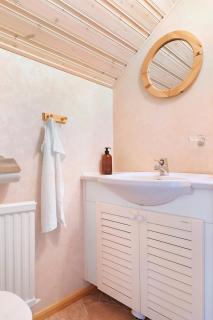 Guestly Homes - 5BR Corporate House - 7