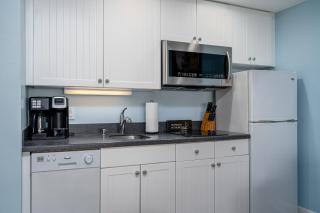 Harbour House stunning Studio - Fort Myers Beach - 9