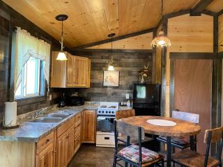Lily Pad Cabin - - 9