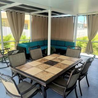 Areca Palms Cape Coral with HEATED POOL - Cape Coral - 7