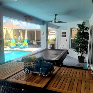 Areca Palms Cape Coral with HEATED POOL - Cape Coral - 6