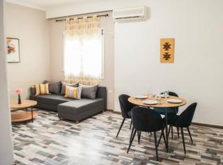Your Athens Getaway: Stylish Apt in Athens - Athens - 0